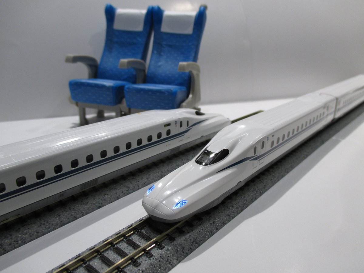 全車純正室内灯付き KATO 700系新幹線 のぞみ 700系新幹線のぞみ基本