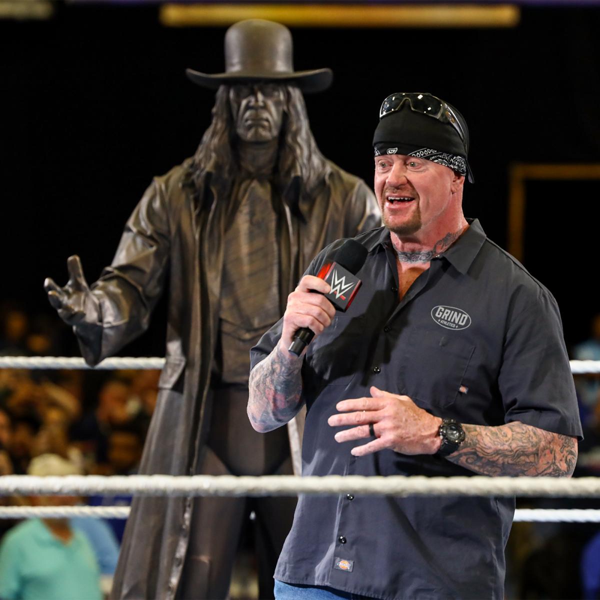 WWE アンダーテイカー 骨壷オブジェ