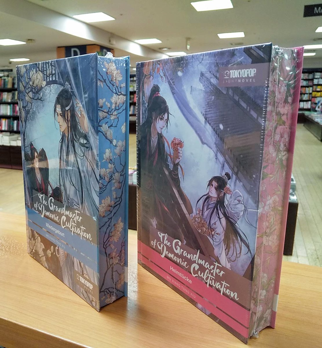 ドイツ書】 墨香銅臭先生『魔道祖師』のドイツ語1巻、2巻のハード