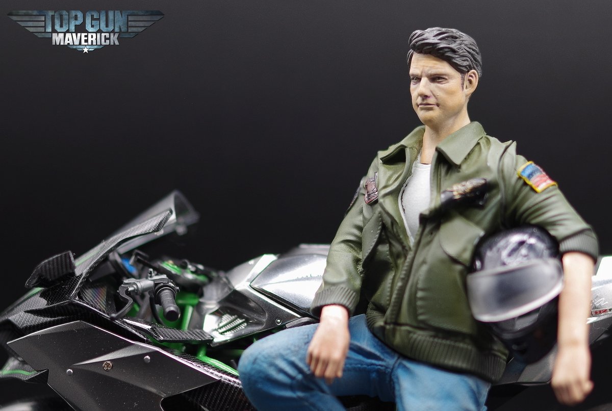 トリファクトリー 1/12 トップガンパイロット完成です。😆とても精密な