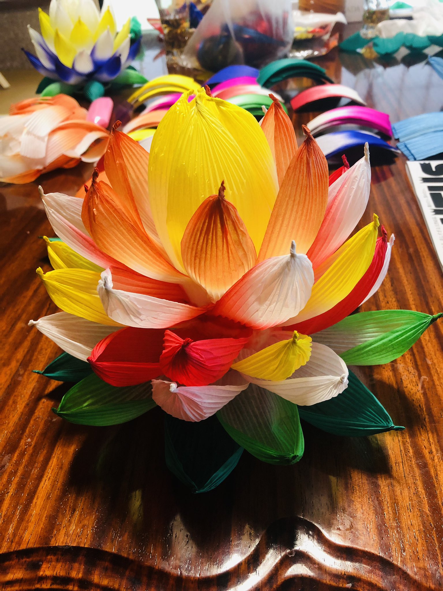 蓮の花の紙83 8色 24個 蓮の紙 韓紙 ハスの花 韓国 蓮の花の紙83 8色