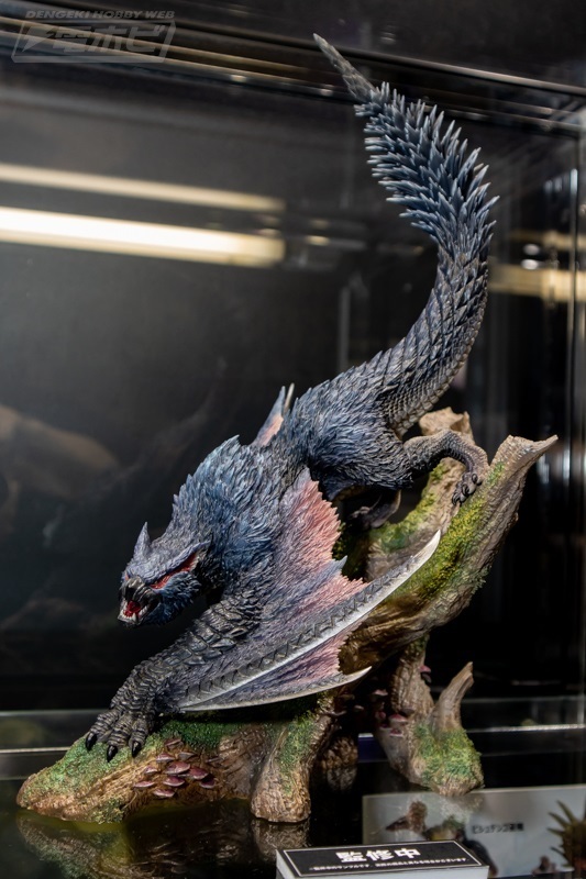 カプコンフィギュアビルダー クリエイターズモデル「爵銀龍 メル・ゼナ