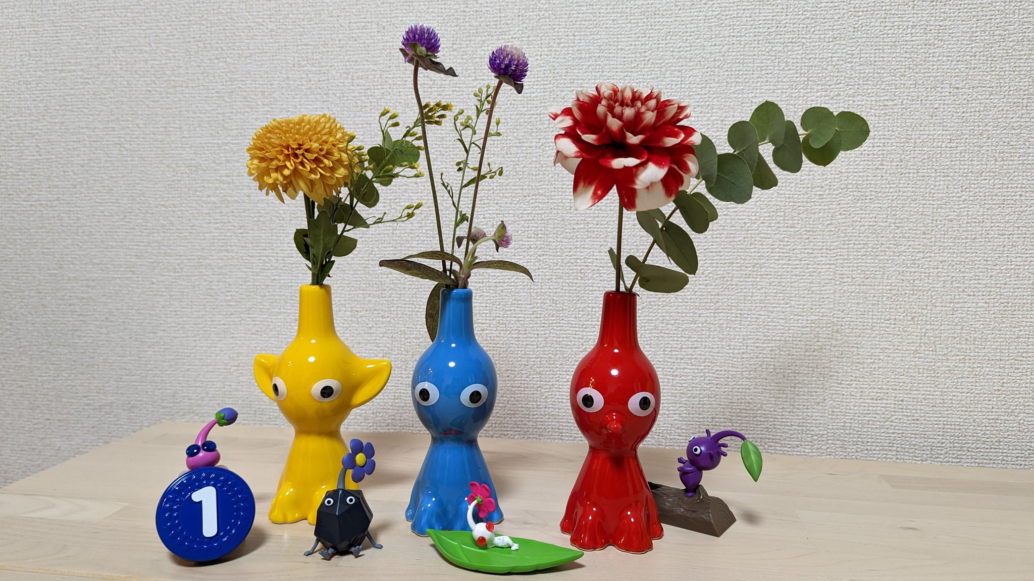 Nintendo ピクミン 一輪挿し 花瓶 赤 黄 青 3色セット ピクミン