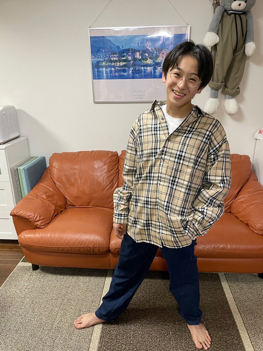 RABに入る前、劣等上等コラボ前に初めてチェックシャツ衣装を着た時の