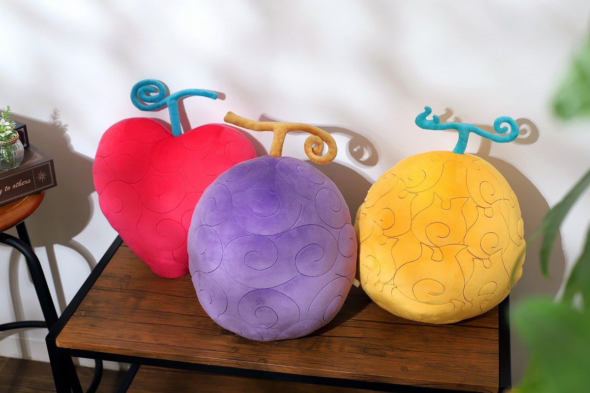 本日解禁】 #麦わらストア で新登場！ ゴムゴムの実、メラメラの実