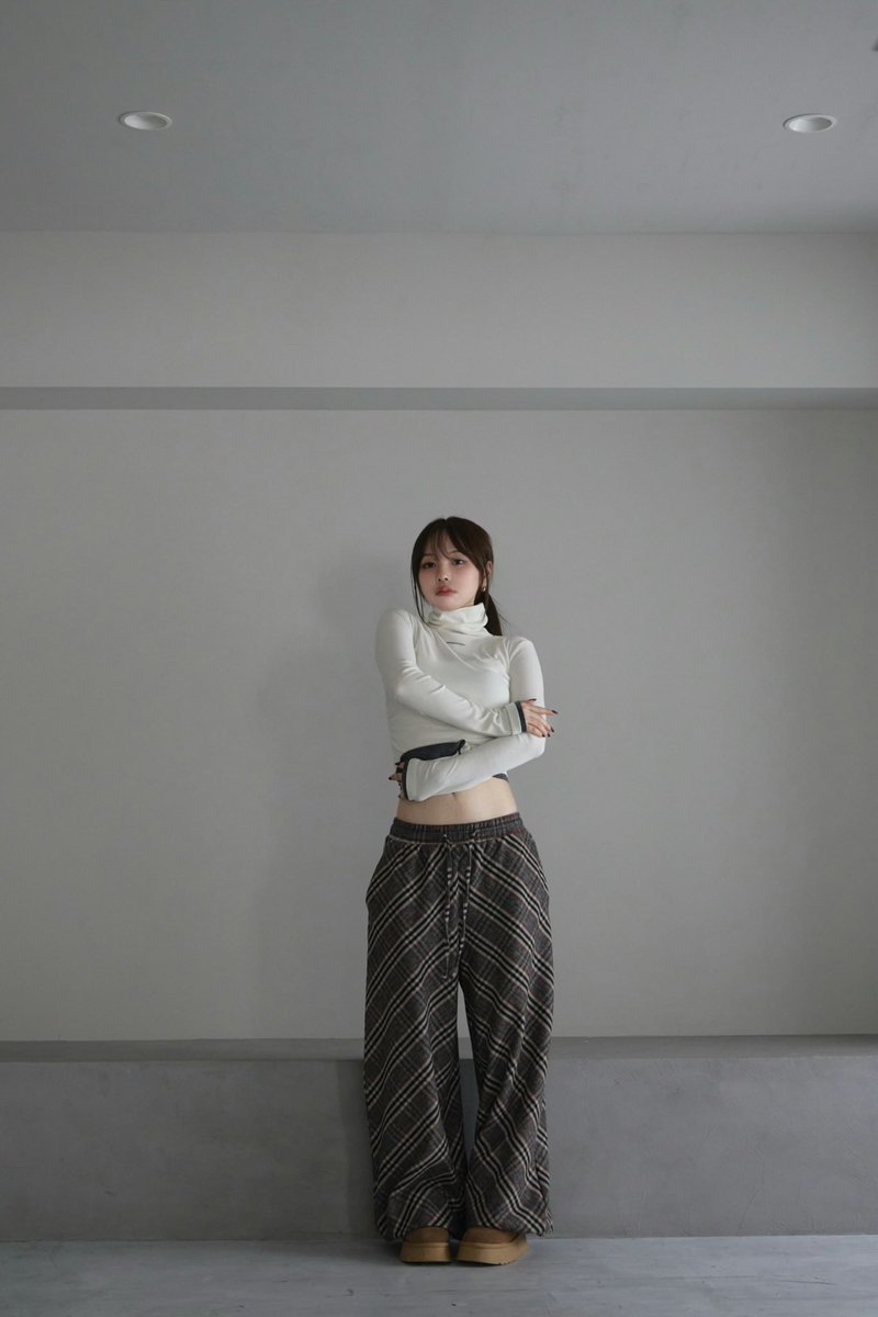 Monica check loose pants color beige/black ¥13200-tax in 赤の