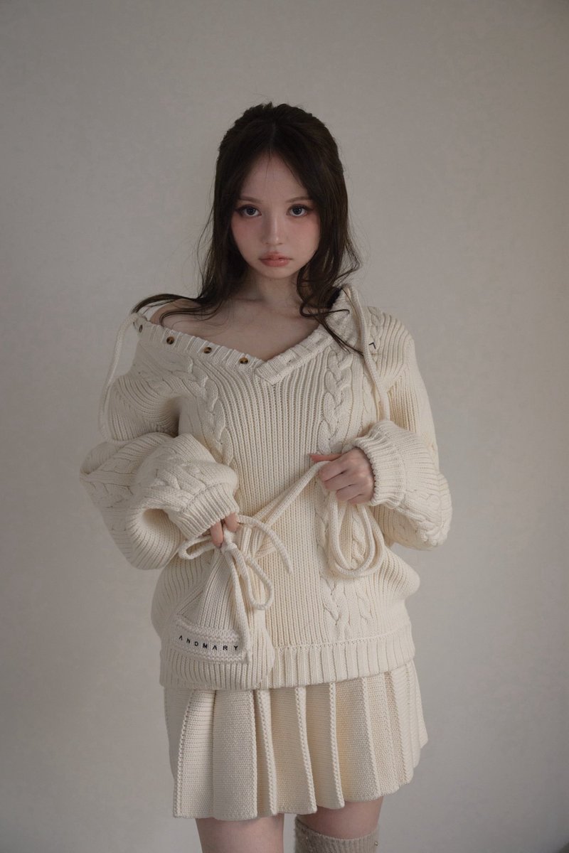 Season box color ivory ¥25,300-tax in コットンニットで仕立てた