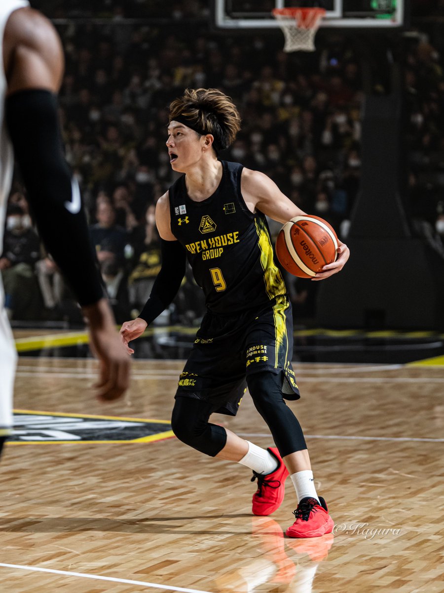 辻直人選手のレクサスLX盗難、記念ボールも