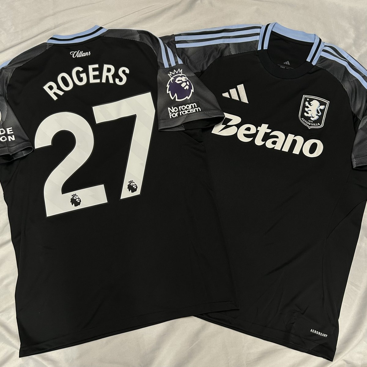 G0DLe8XbQAAqagI.jpg?format=jpg