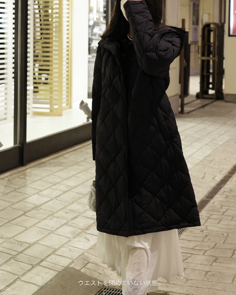 ゆったりとしているので厚手のセーター等とも相性が良い「パフテック