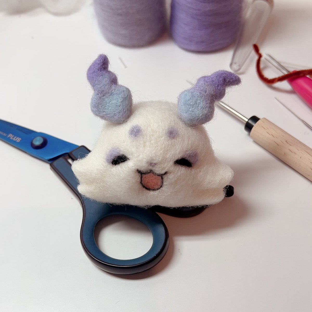 るんちょま制作途中の写真①📸 お顔に紫が入った瞬間ルンルンだ！って