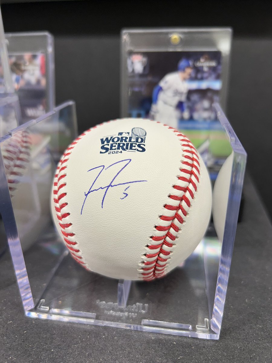 MLB - ドジャース フリーマン 直筆サイン ボール MLB 証明付の通販 by