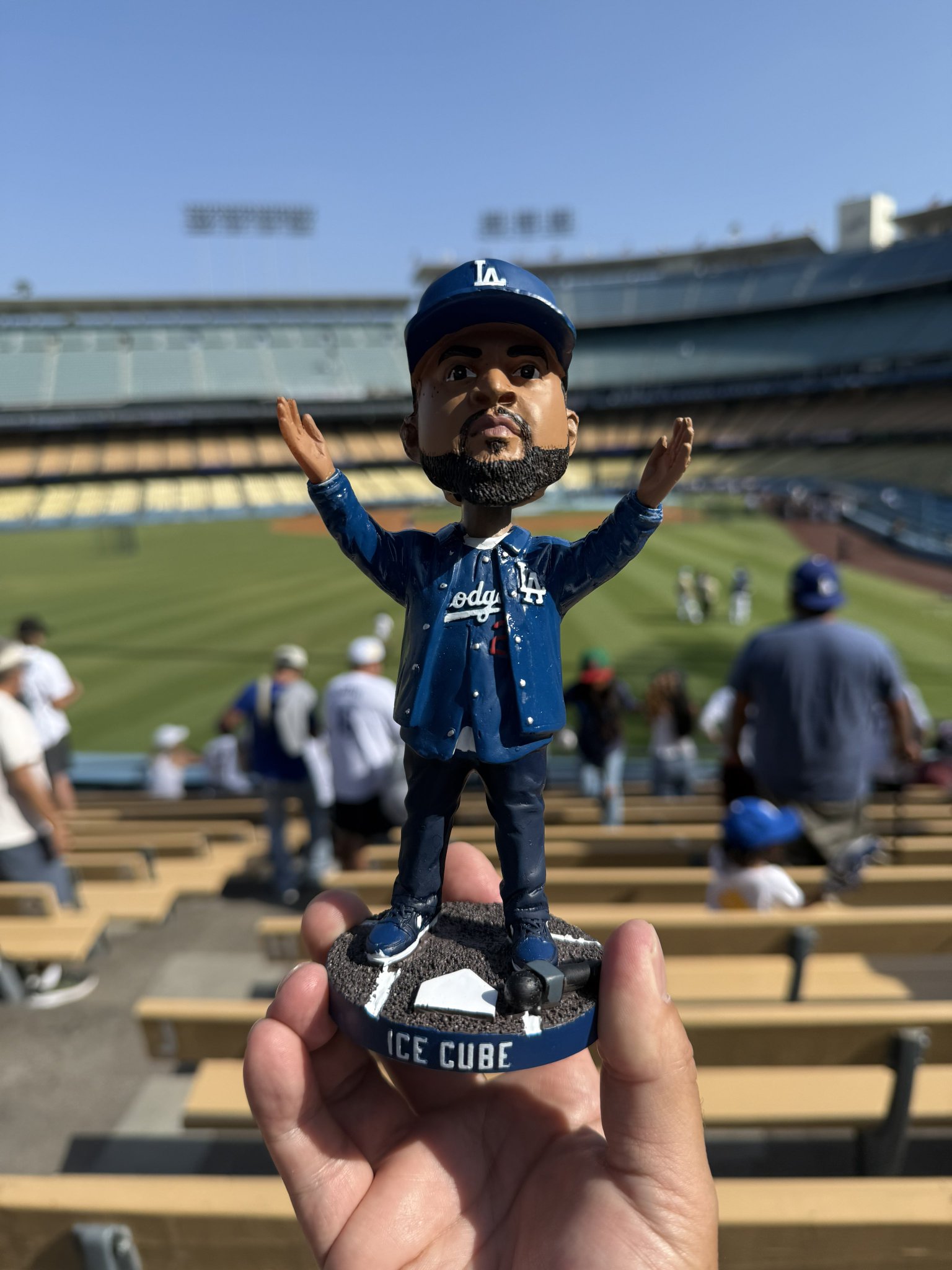 ICE CUBE ボブルヘッド ドジャース 来場者限定 スタジアム配布 ICE