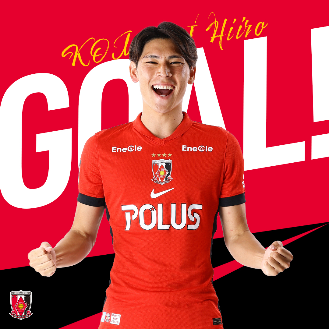 浦和レッズ　プレーヤーズアートユニフォーム直筆サイン入り　小森飛絢