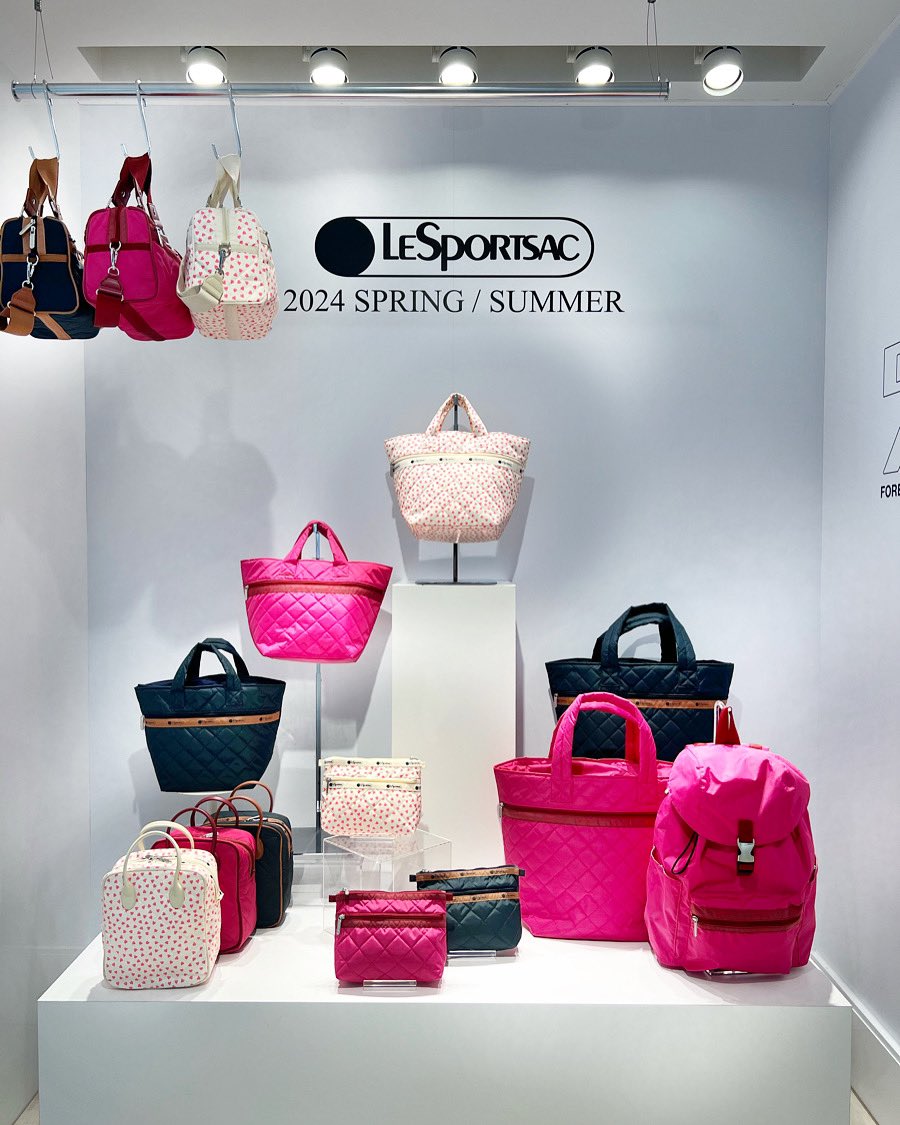 2024 LeSportsac × MEGUMI KANZAKI 完成しました！！ 写っていないです