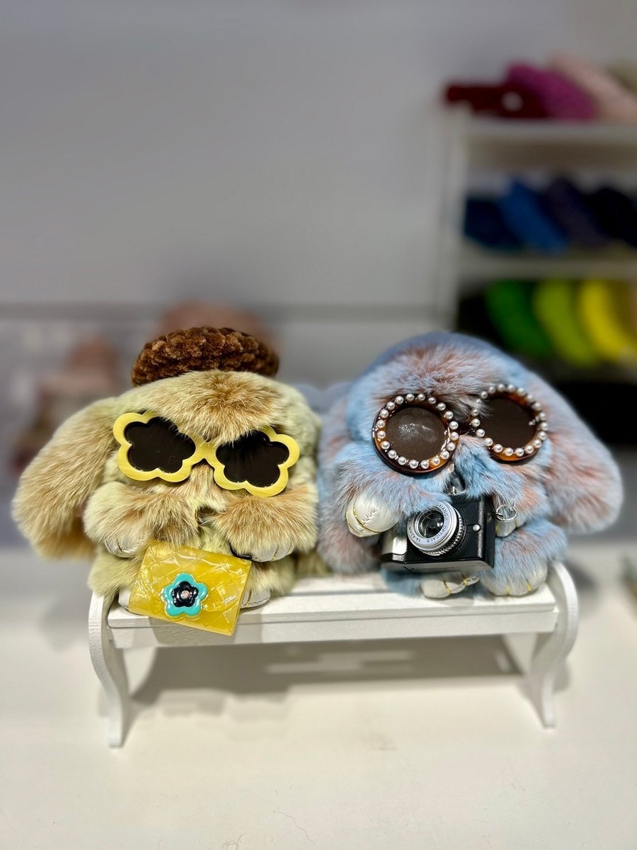 Floats！ POP-UP STORE □4月8日(月)まで □A館2階=プロモーション