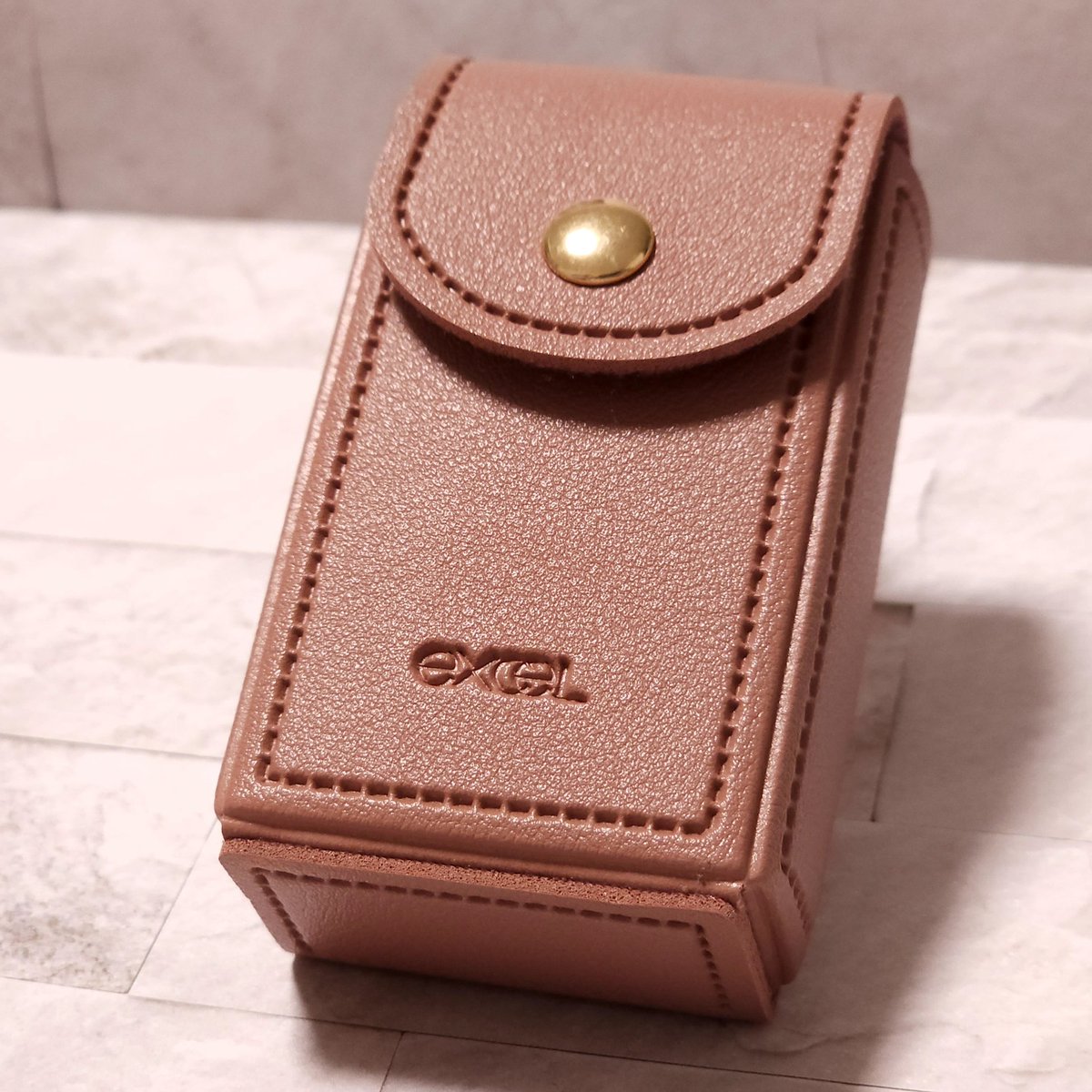 今エクセルのLIP STEADYとさらにもう一品買うとノベルティとしてリップ