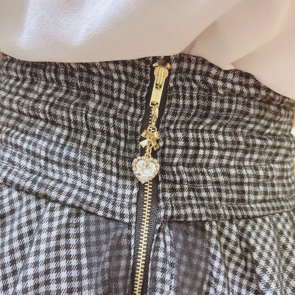 ❤︎ 𝐋𝐈𝐙 𝐋𝐈𝐒𝐀 近鉄Pass'e店 ❤︎ #レースアップコルセット