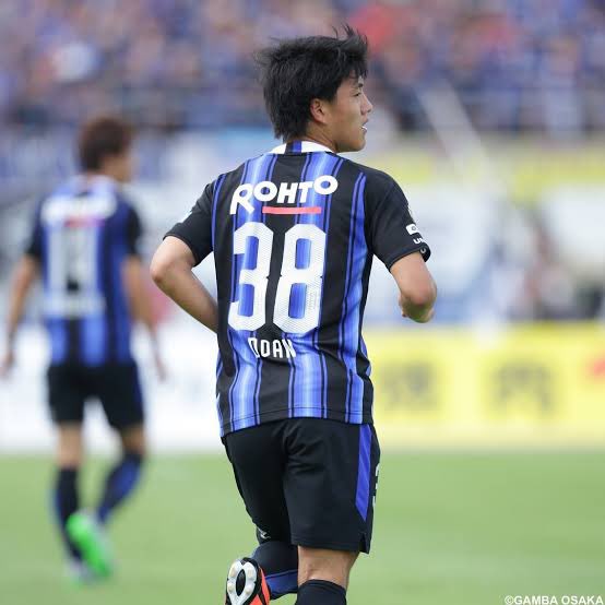 本日の両ウイング #堂安律 #中村敬斗 #ガンバ大阪 #背番号38 #日本代表