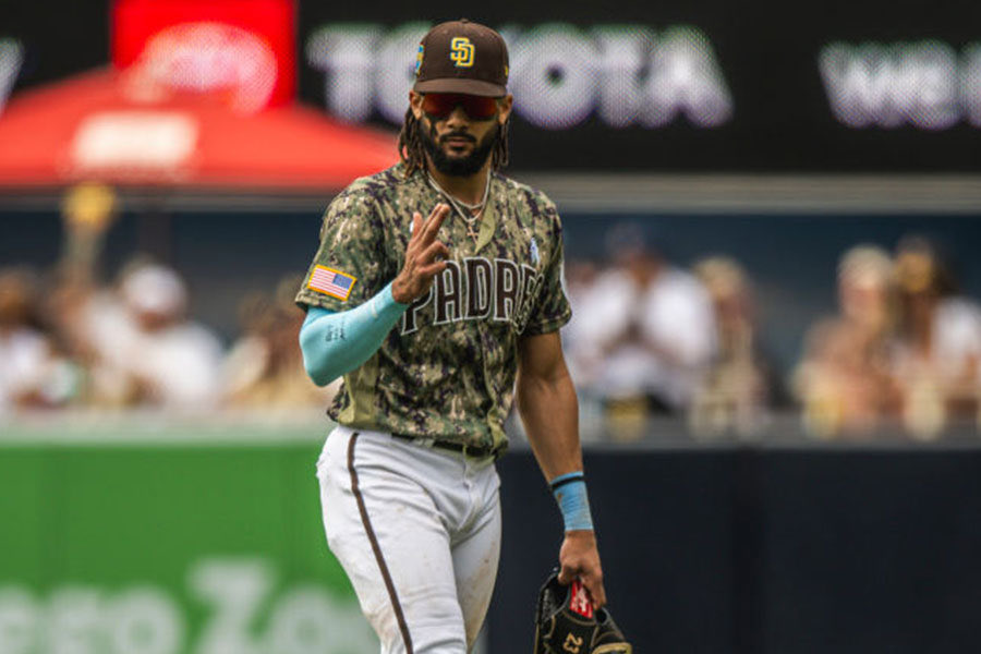 パドレスのユニフォームって、マジでどれもカッコいいよな。 それとも