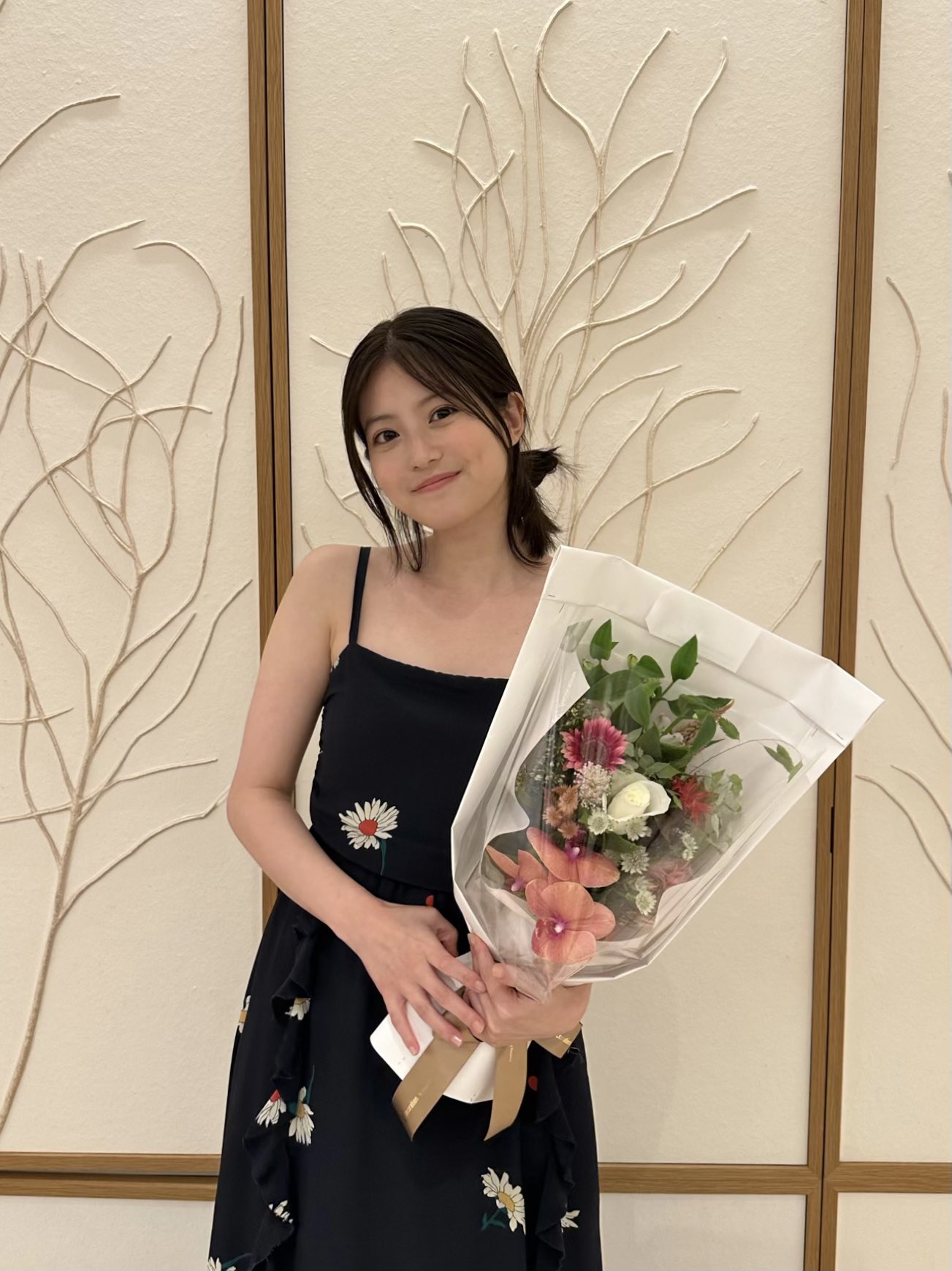 今田美桜ファンクラブイベント！サインTシャツ 今田美桜ファンクラブ