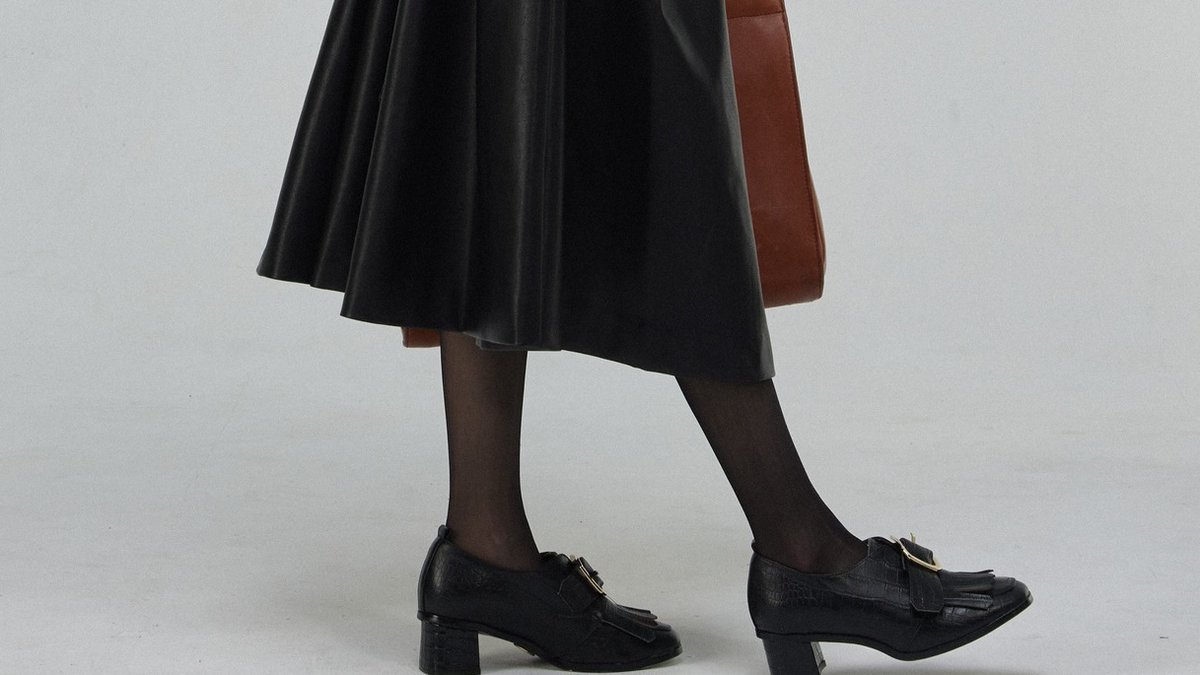 10月12日(土)お昼12時再販開始 《黒幕の登場》Black モデル身長158cm