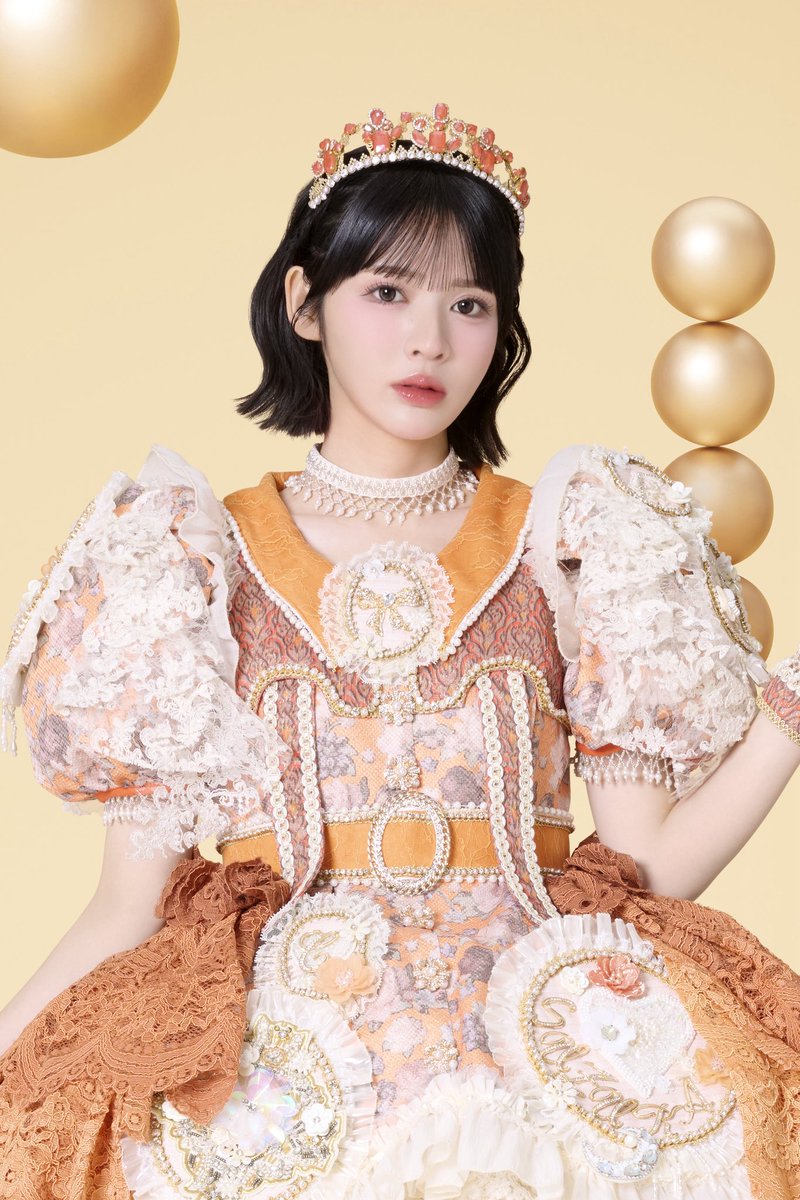 🖤💄＼ 鎮西寿々歌 #ViVi4月号 表紙決定