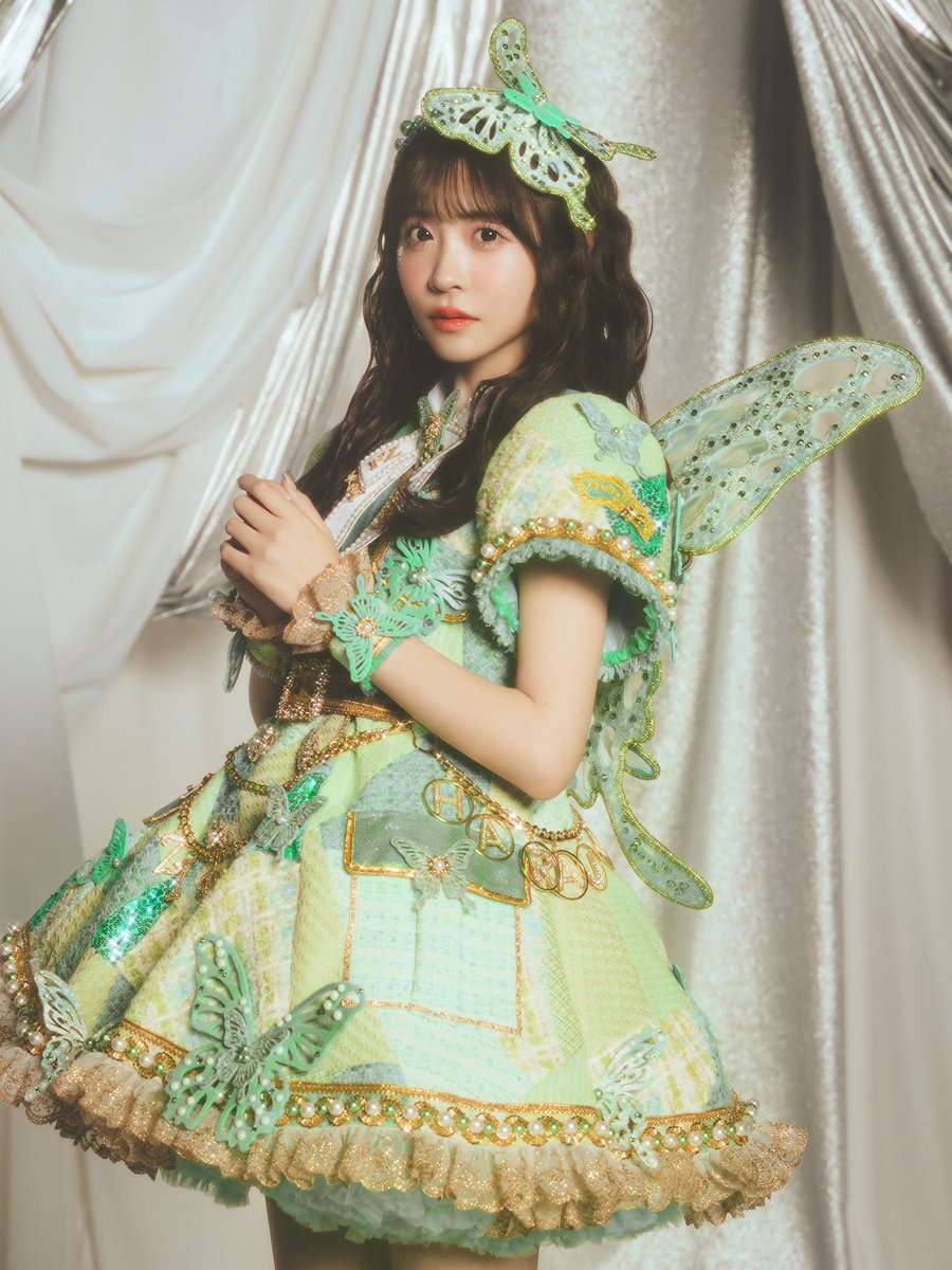 ARTIST-PHOTO】 《FRUITS ZIPPER 2025 butterfly Ver.》 💚櫻井 優衣