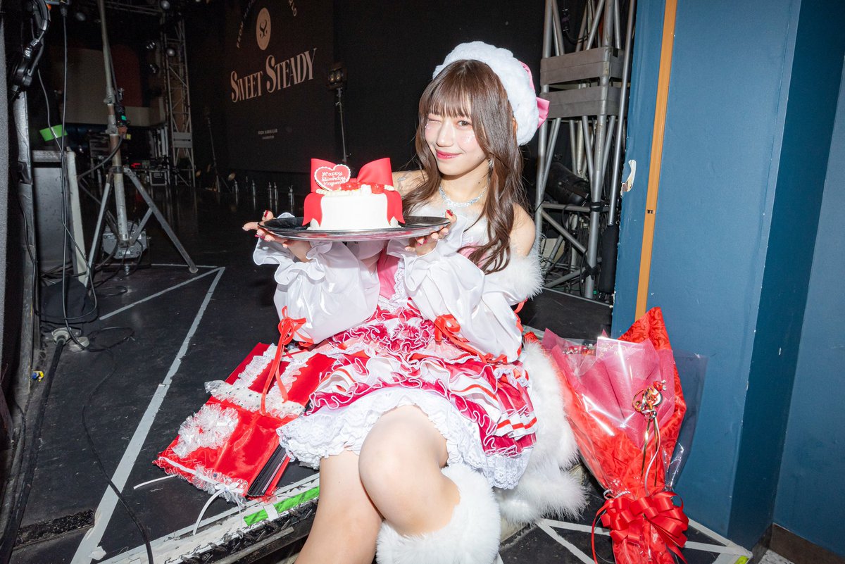 はじめての生誕オンライン特典会🎂💞 チェキだけじゃなく、ポスター