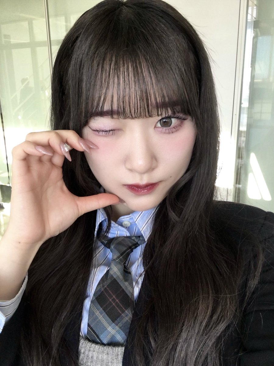 18thシングル収録曲 『 恋人以上、好き未満 』 のMVが公開されました