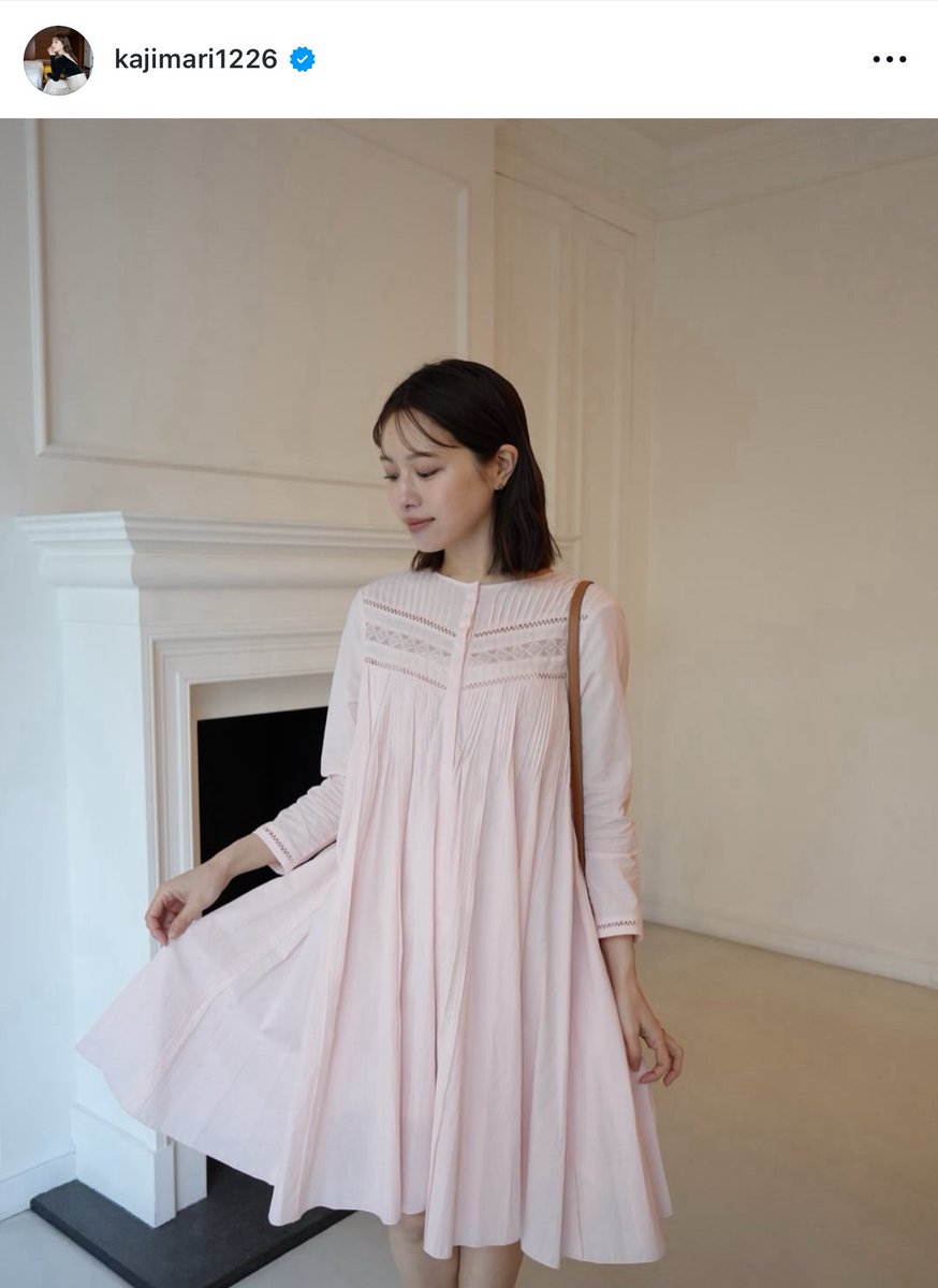 Laube Blancの新作、Pin-tuck Lace Mini Dressが気になります