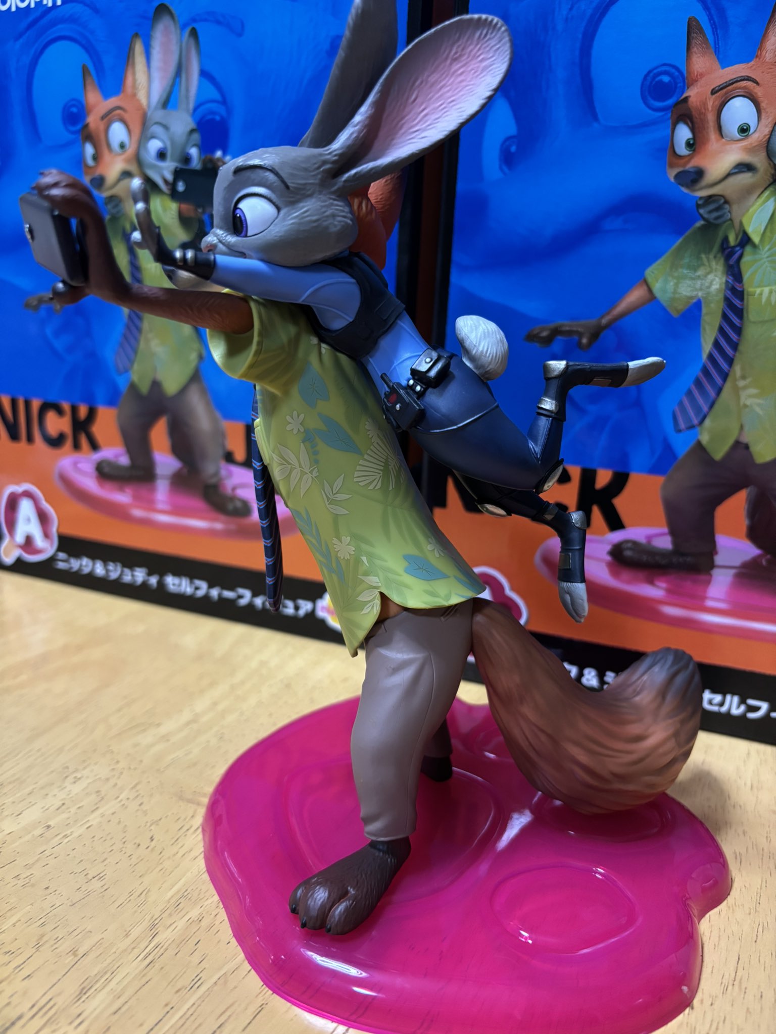 ハッピーくじ A賞 ニック&ジュディ セルフィーフィギュア Happyくじ