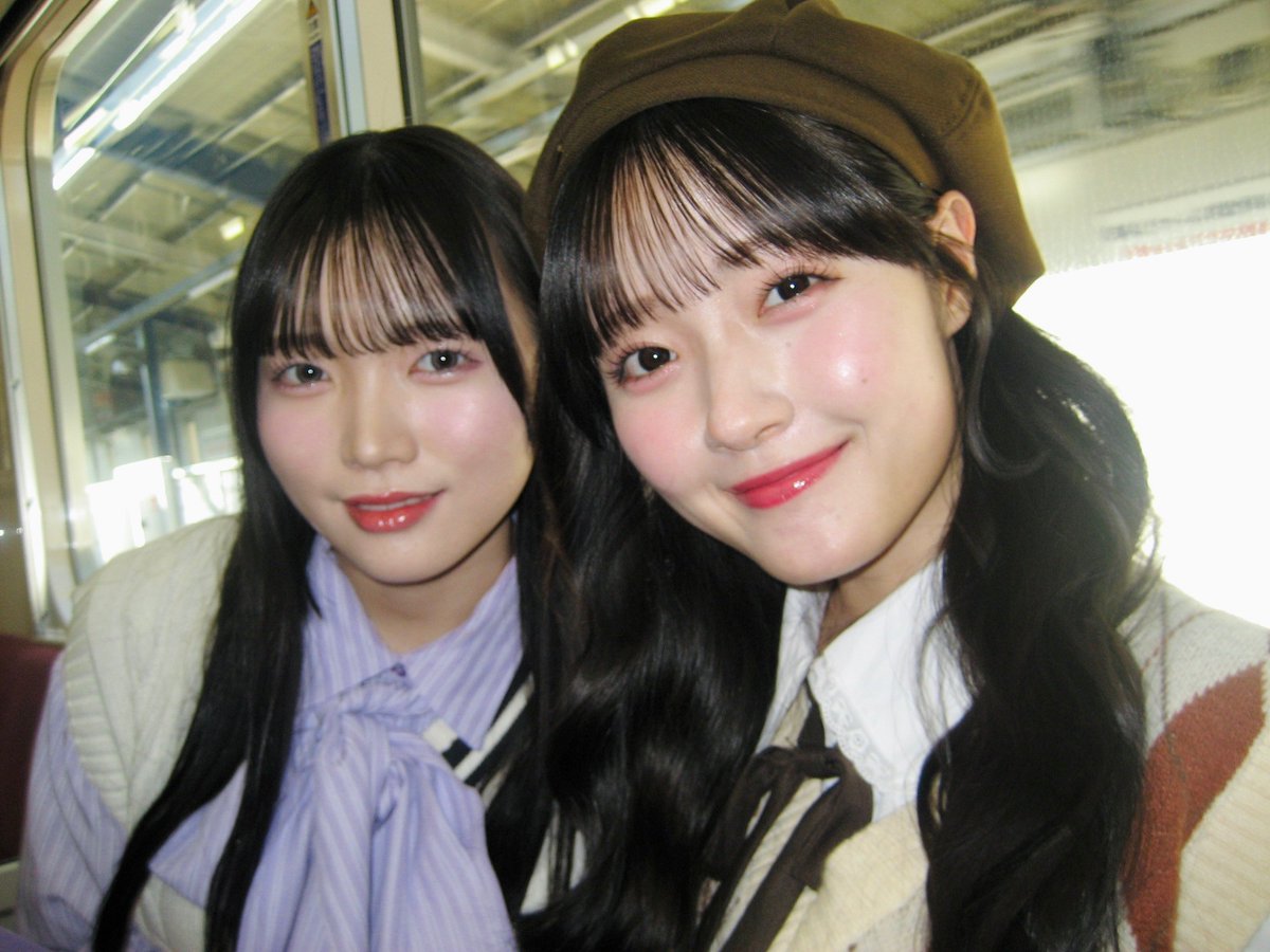 デジカメ of ラブトレMV🎞》 💜真鍋凪咲 @nagisa_cs0628 🧡川本笑瑠