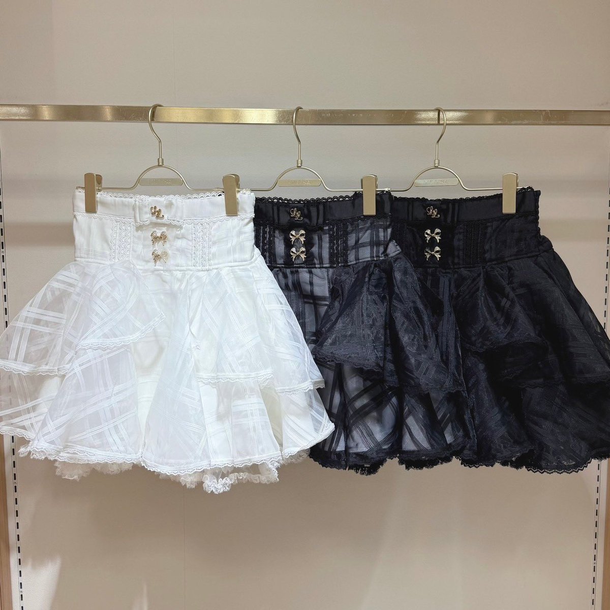 ❤︎ 𝐋𝐈𝐙 𝐋𝐈𝐒𝐀 近鉄Pass'e店 ❤︎ #シアーチェックフレア