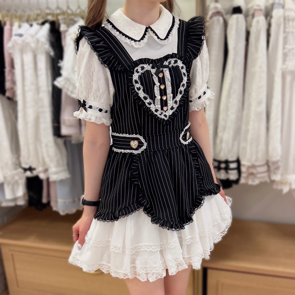❤︎ 𝐋𝐈𝐙 𝐋𝐈𝐒𝐀 近鉄Pass'e店 ❤︎ #ハートエプロンワンピース