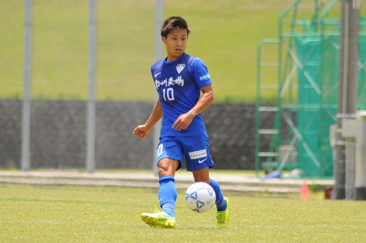 鹿屋体育大学サッカー部ウォーマー・ウィンドブレーカー 鹿屋体育大学