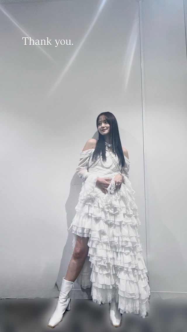 今日の乃木フェスのリアルイベントでやんちゃんがSame numbersの白衣装