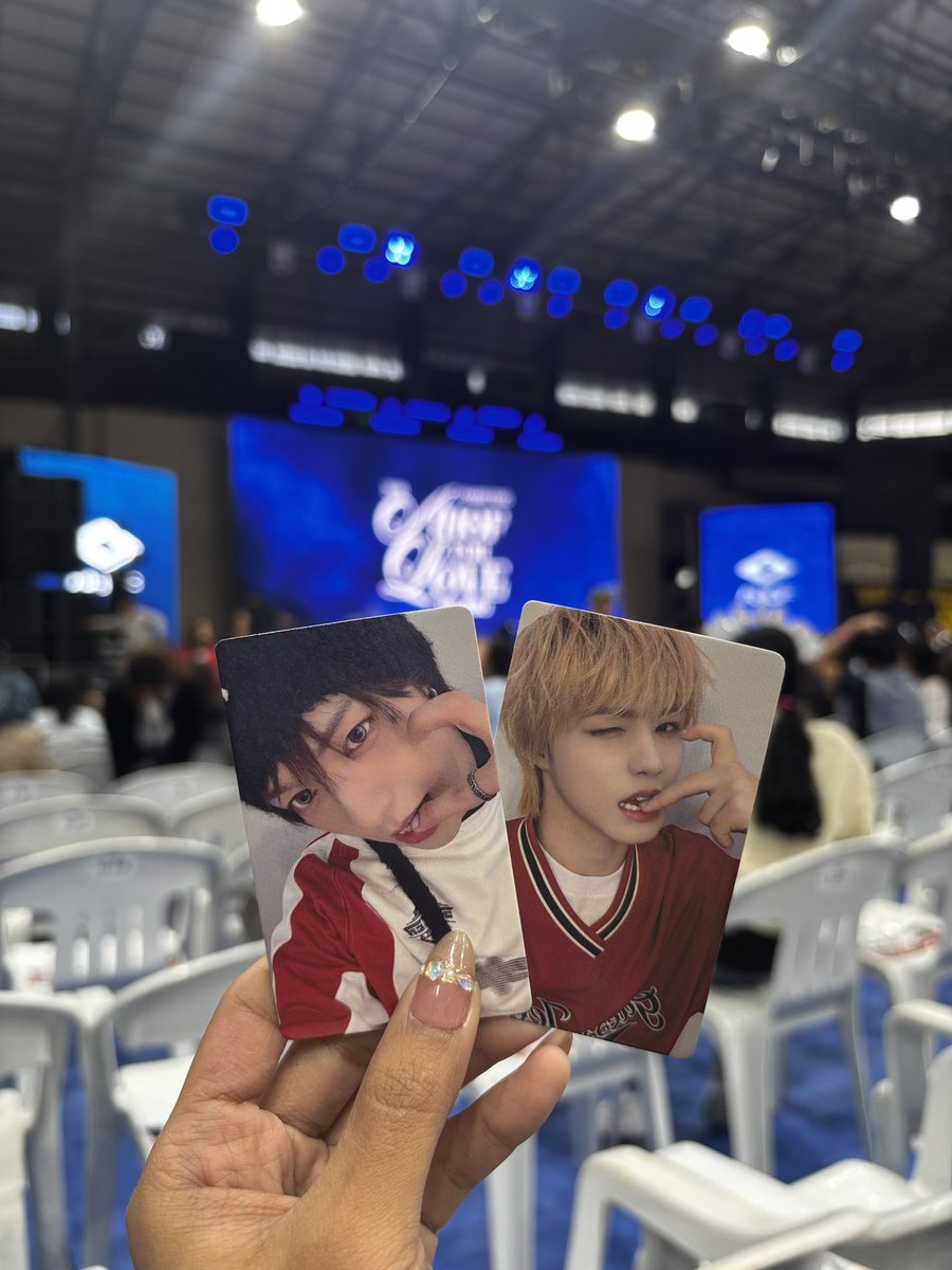 Jewelz 6PM Show Photocard benefit. Super cutieeeeee