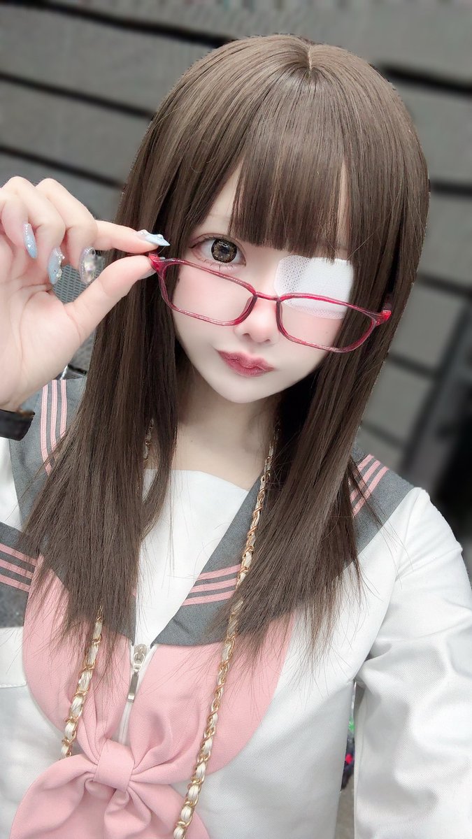 □̂_□̂)ゞｸｨｯ