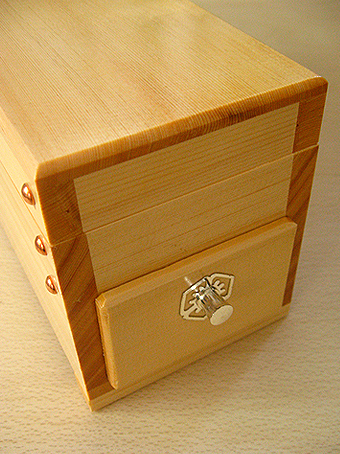 念願の！！！有次の鰹節削り器手に入れましたー☆ : にこにこジャム