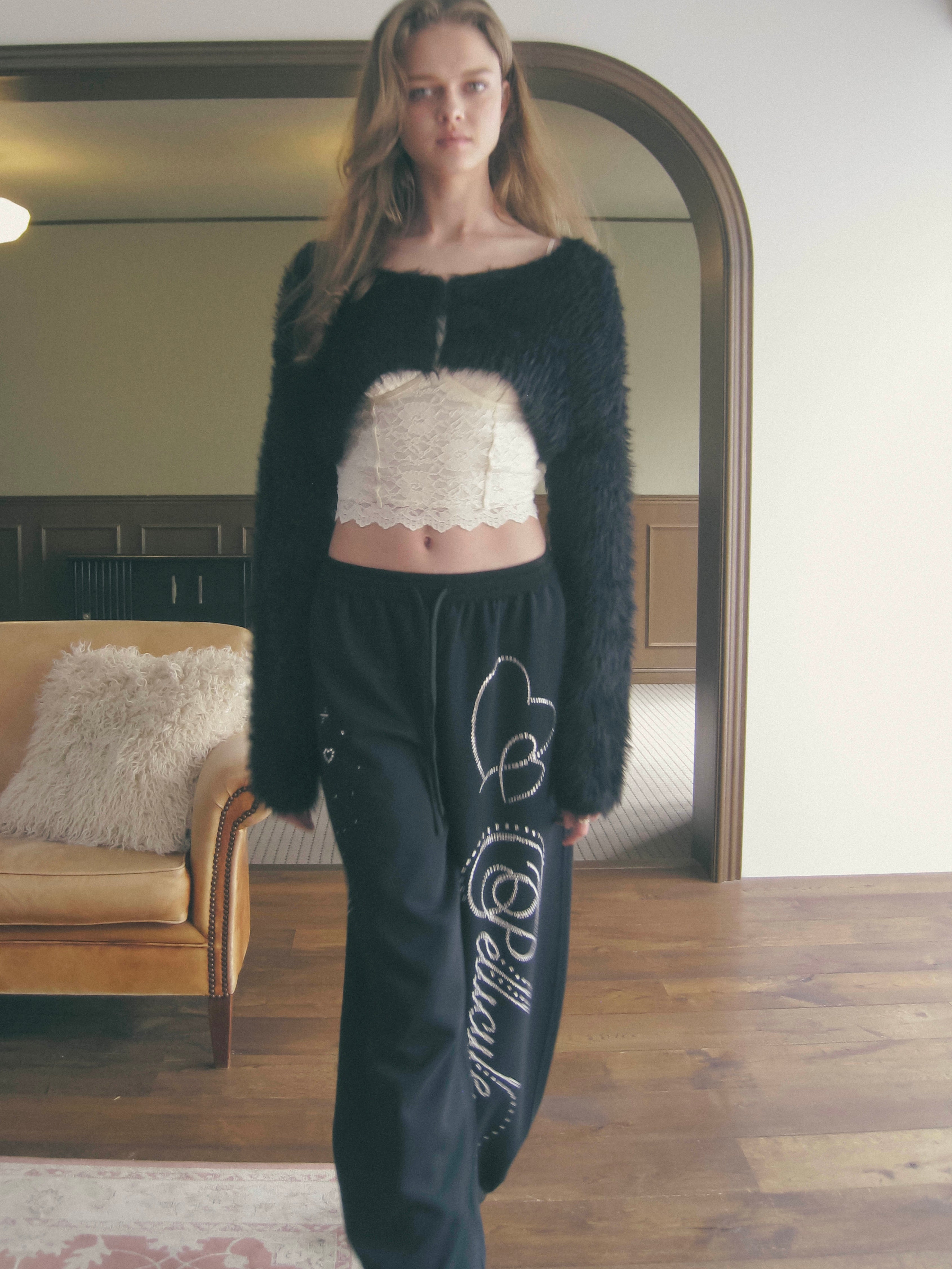 stone-deco sweat pants｜PELLICULE | ぺリキュール