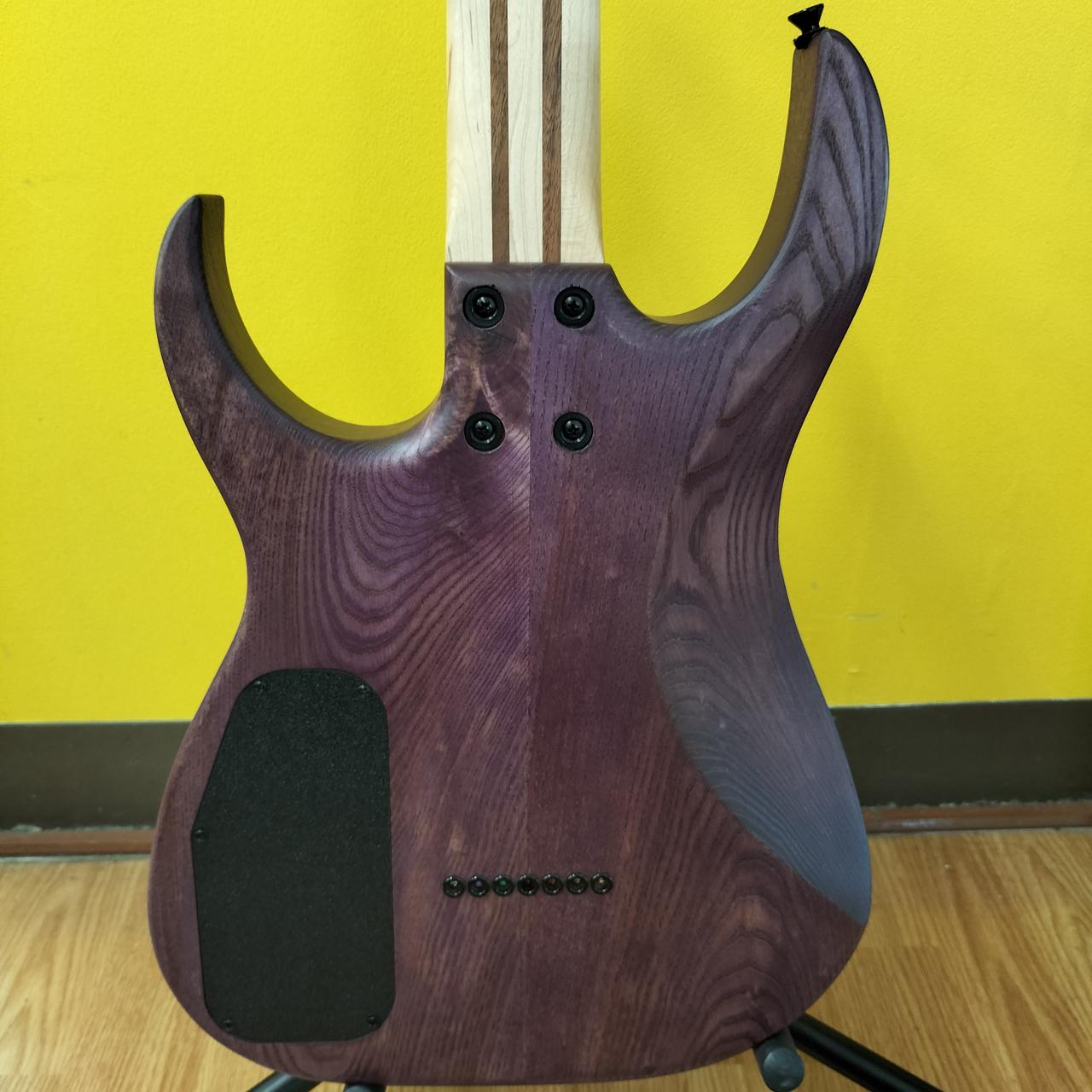 STRICTLY 7 GUITERS|STRICTLY 7 GUITERS 7弦エレキギター|【ハードオフ