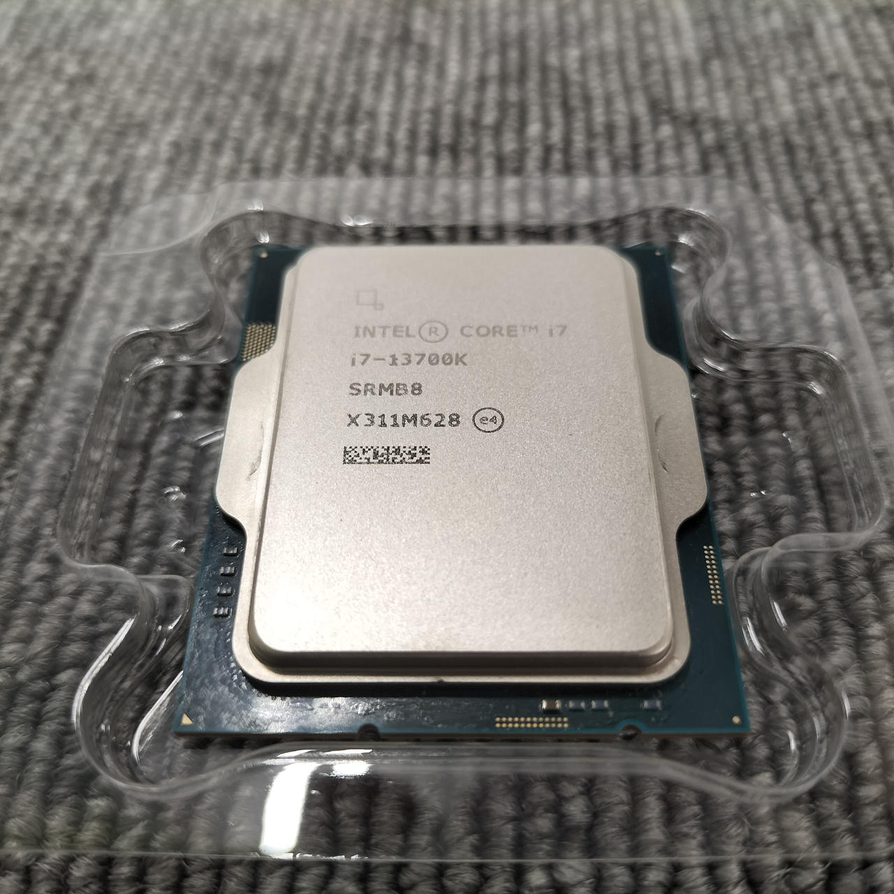 インテルジャパン(INTEL)|【16コア24スレッド】INTEL i7-13700K