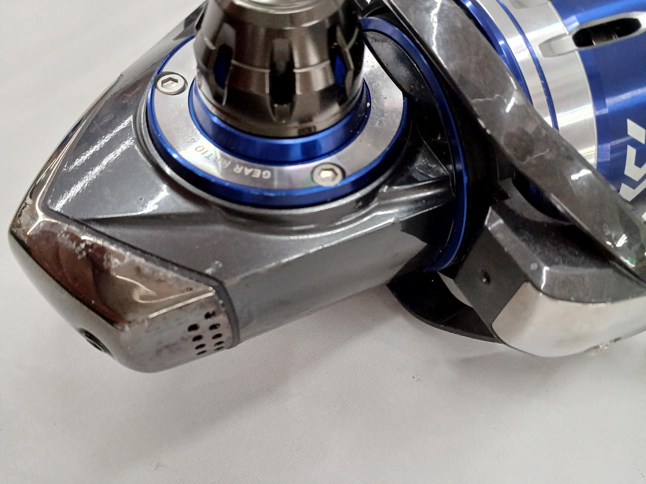 ダイワ(DAIWA)|スピニングリール 15 ソルティガ4500|【ハードオフ公式