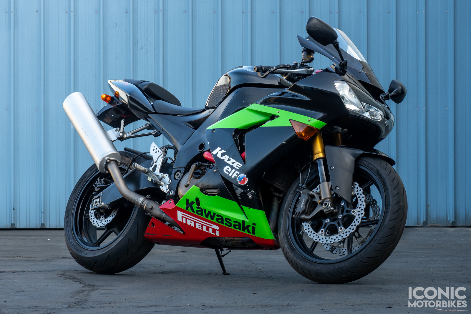 Kawasaki ZX-10R - 2-X3.jpg