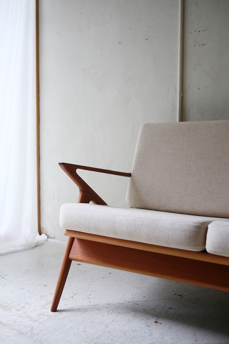 3 Seat Sofa ” Z Sofa ” by Poul Jensen | phono | 金沢 北欧 中古家具