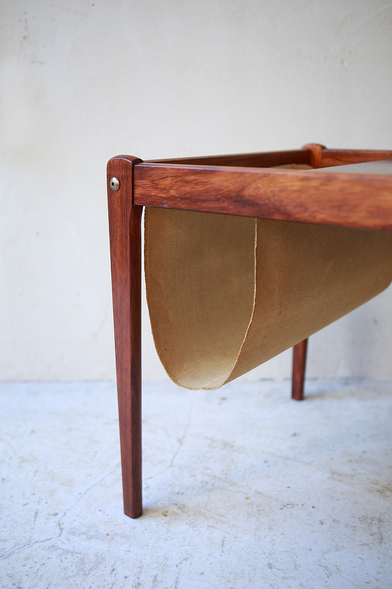 Magazine rack Table by Bent Silberg | phono | 金沢 北欧 中古家具