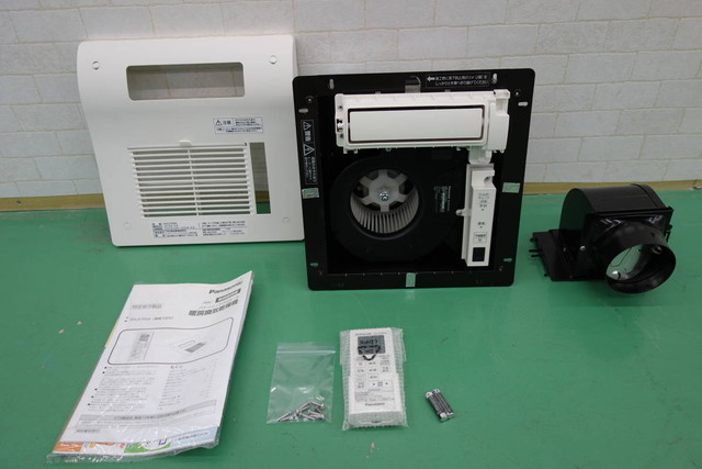 パナソニック 浴室暖房換気乾燥機 GVL5700A 2014年製 （ その他家電