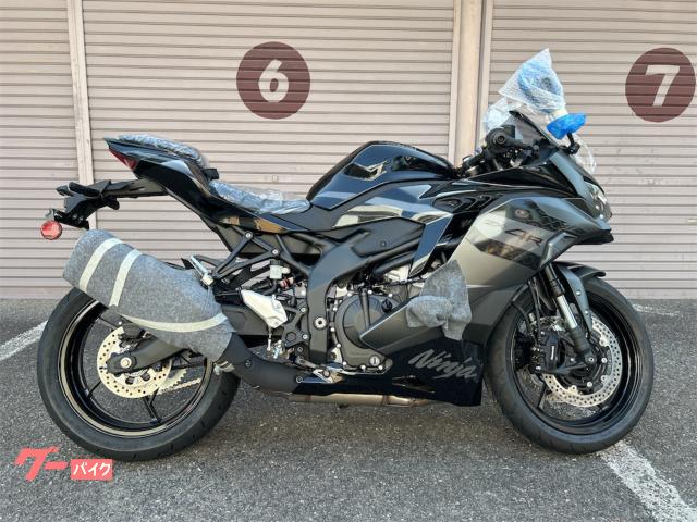 カワサキ Ninja ZX－4R SE メタリックマットグラフェン