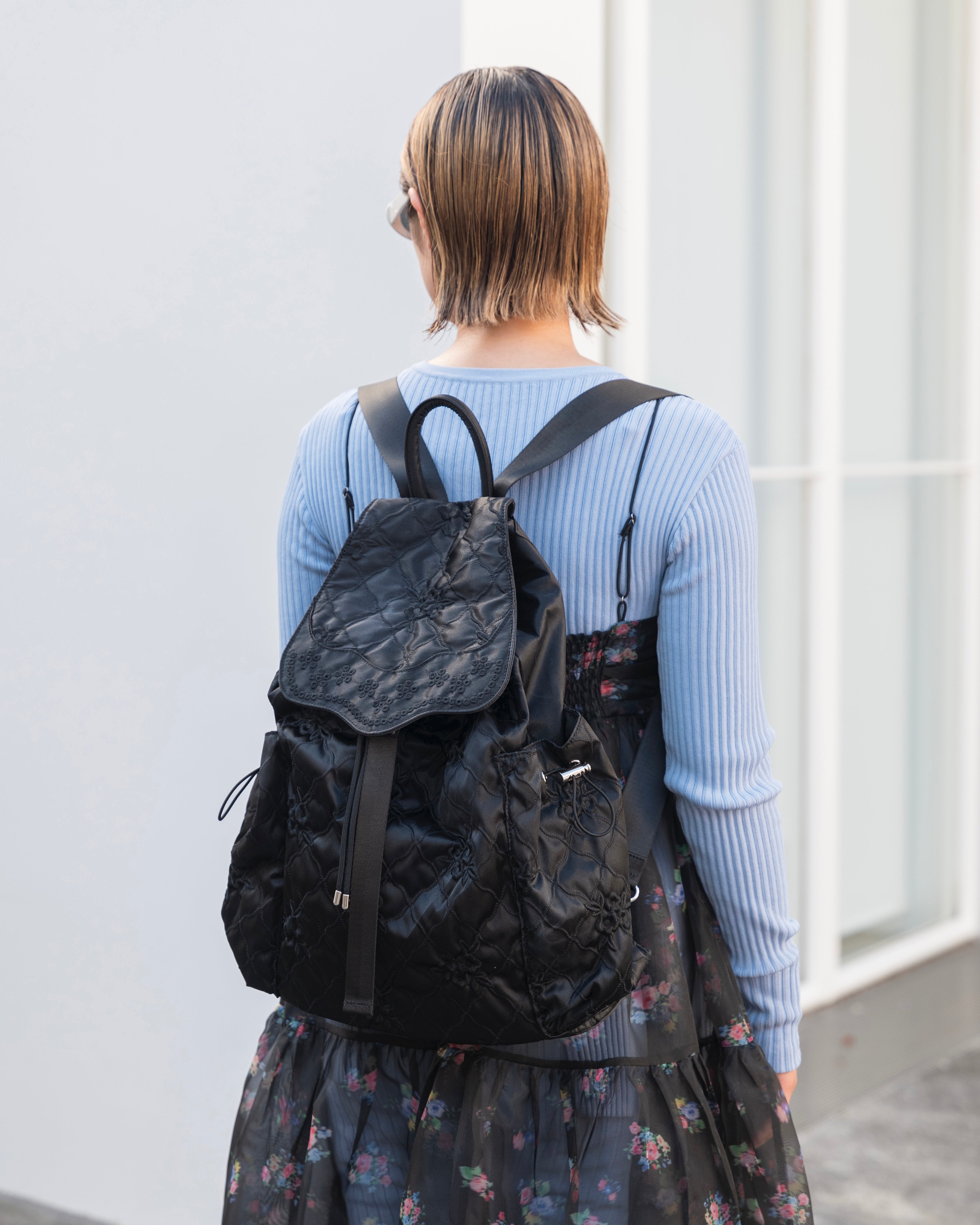pointe backpack (black)